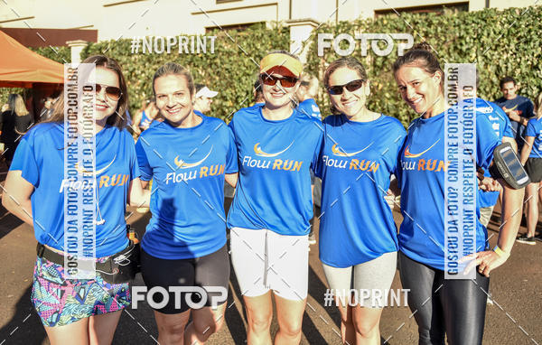 Buy your photos of the eventFLOW RUN on Fotop