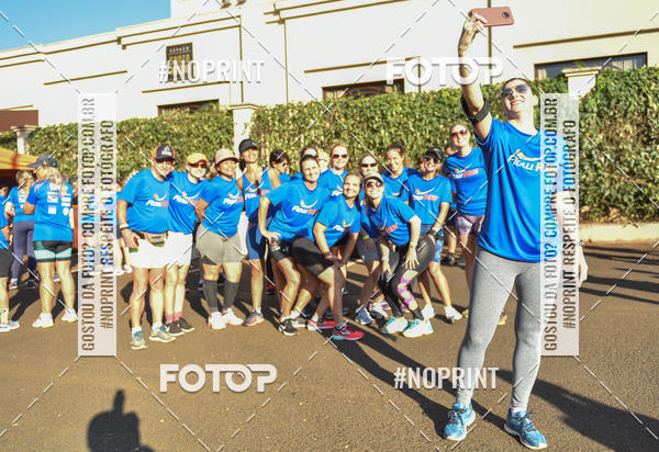 Buy your photos of the eventFLOW RUN on Fotop
