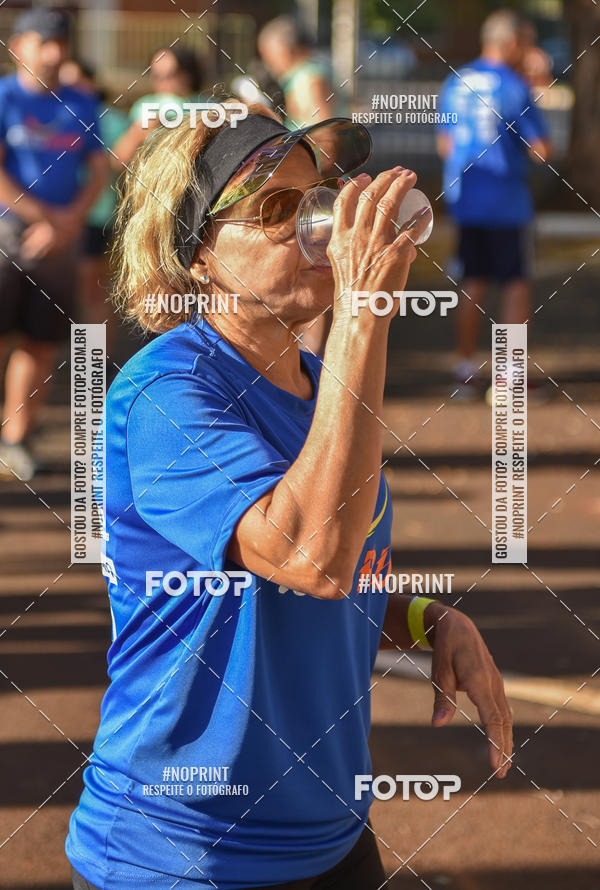 Buy your photos of the eventFLOW RUN on Fotop