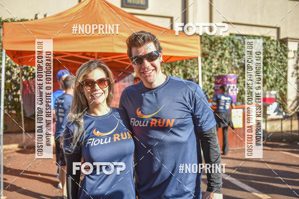 Buy your photos of the eventFLOW RUN on Fotop