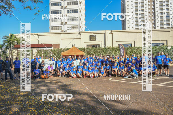 Buy your photos of the eventFLOW RUN on Fotop
