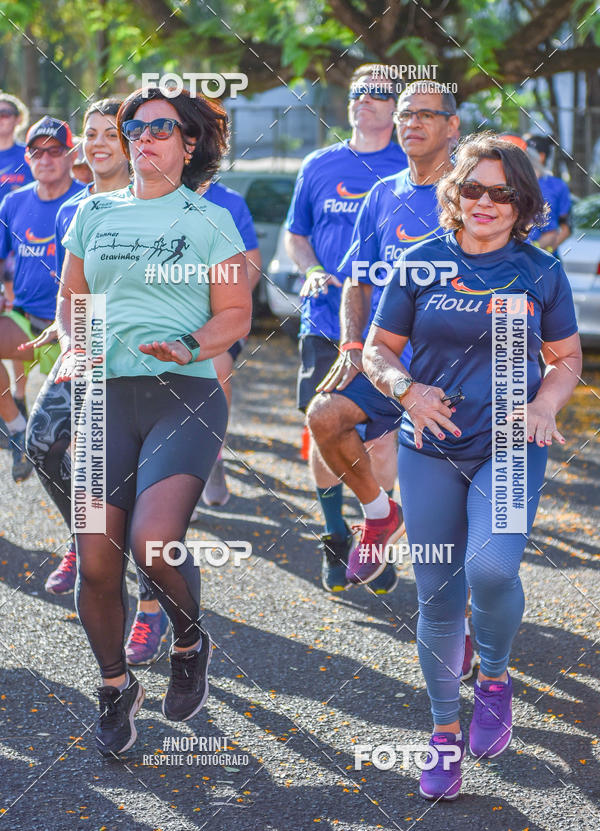 Buy your photos of the eventFLOW RUN on Fotop