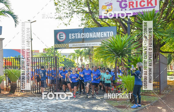 Buy your photos of the eventFLOW RUN on Fotop