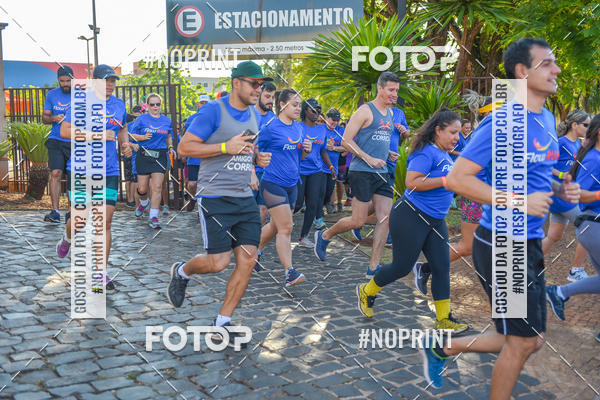 Buy your photos of the eventFLOW RUN on Fotop