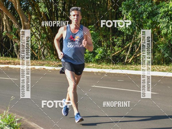 Buy your photos of the eventFLOW RUN on Fotop