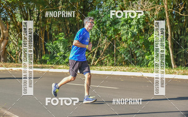 Buy your photos of the eventFLOW RUN on Fotop