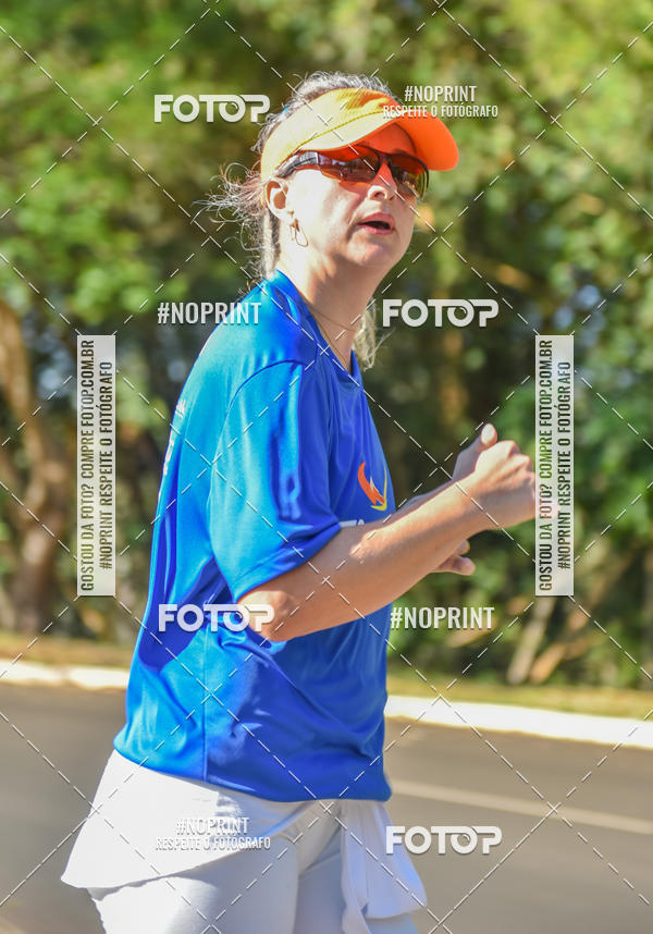 Buy your photos of the eventFLOW RUN on Fotop
