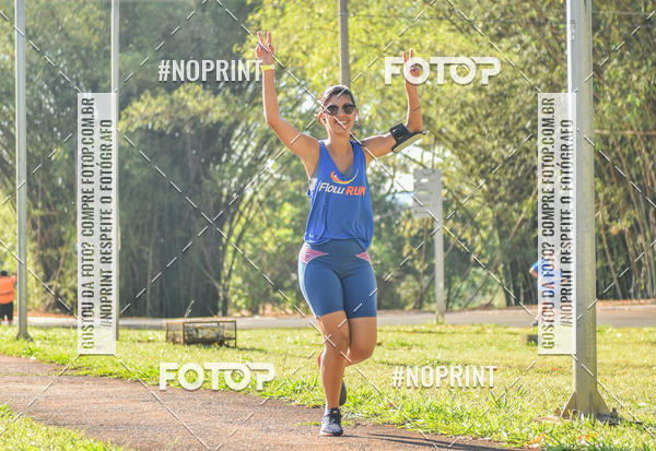 Buy your photos of the eventFLOW RUN on Fotop