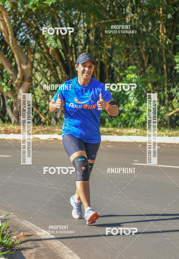 Buy your photos of the eventFLOW RUN on Fotop