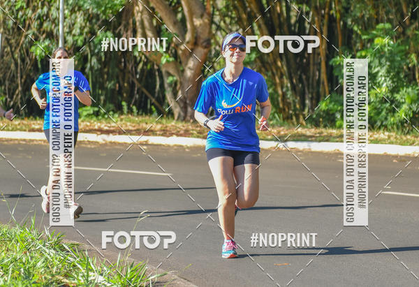 Buy your photos of the eventFLOW RUN on Fotop