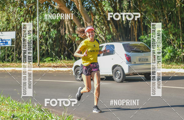 Buy your photos of the eventFLOW RUN on Fotop