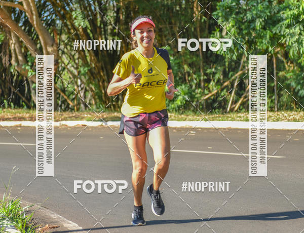 Buy your photos of the eventFLOW RUN on Fotop