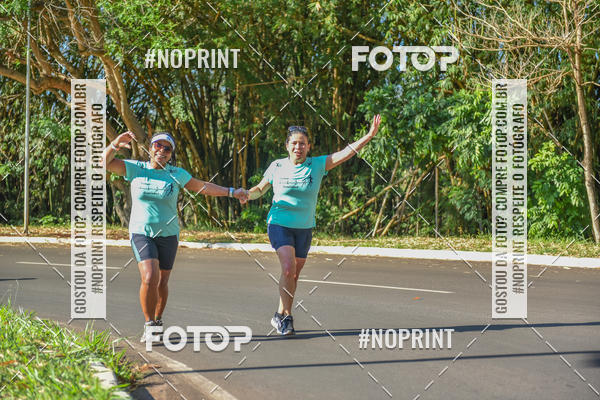 Buy your photos of the eventFLOW RUN on Fotop