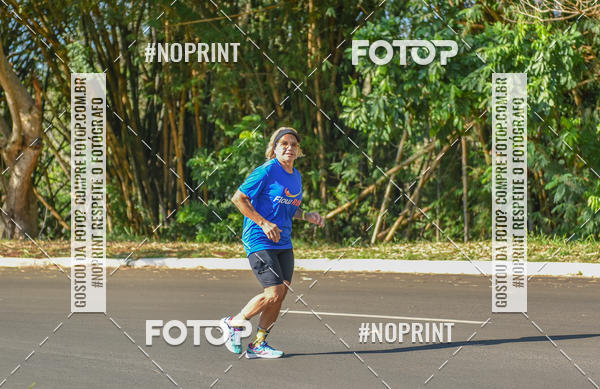 Buy your photos of the eventFLOW RUN on Fotop