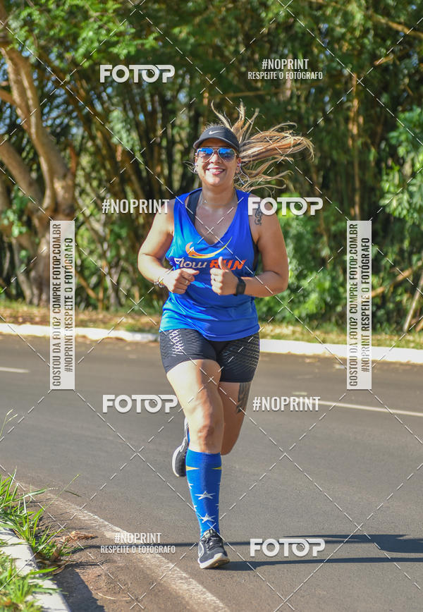Buy your photos of the eventFLOW RUN on Fotop