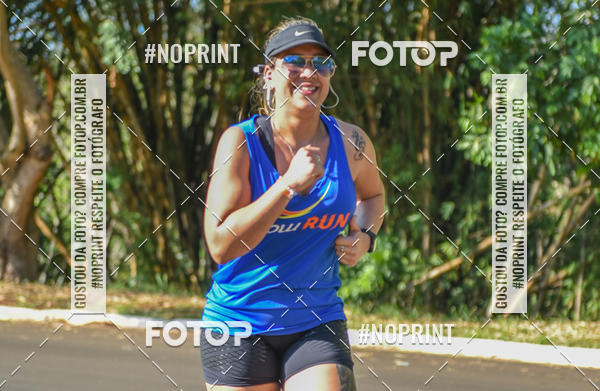 Buy your photos of the eventFLOW RUN on Fotop