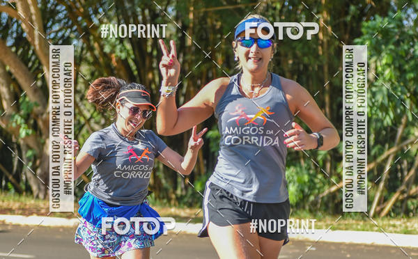 Buy your photos of the eventFLOW RUN on Fotop