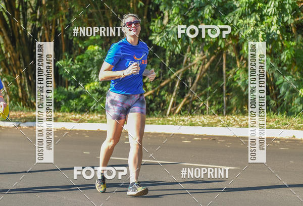 Buy your photos of the eventFLOW RUN on Fotop