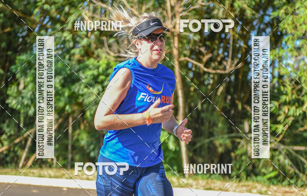 Buy your photos of the eventFLOW RUN on Fotop