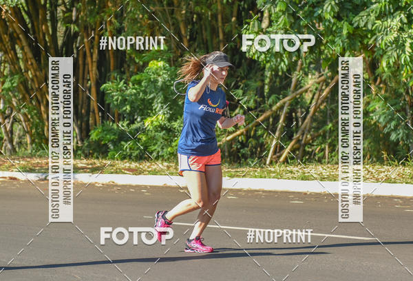 Buy your photos of the eventFLOW RUN on Fotop
