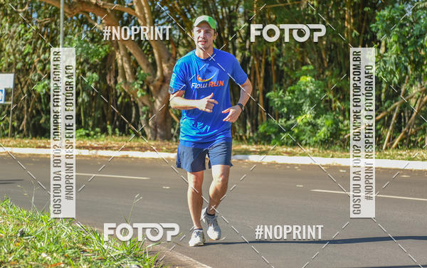 Buy your photos of the eventFLOW RUN on Fotop