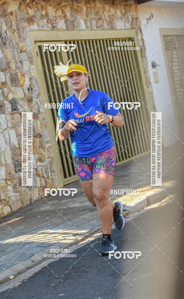 Buy your photos of the eventFLOW RUN on Fotop