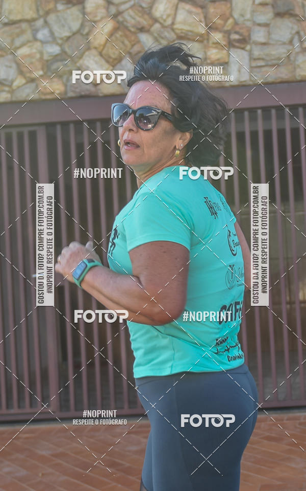 Buy your photos of the eventFLOW RUN on Fotop