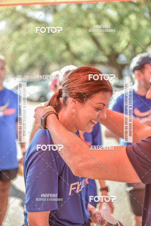 Buy your photos of the eventFLOW RUN on Fotop
