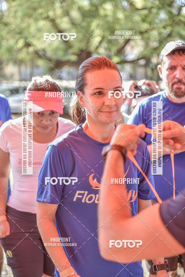 Buy your photos of the eventFLOW RUN on Fotop