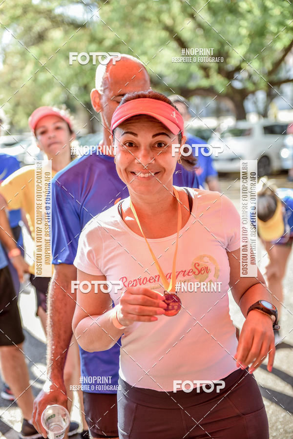 Buy your photos of the eventFLOW RUN on Fotop