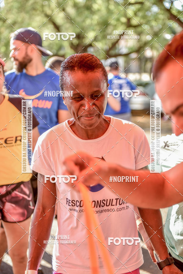 Buy your photos of the eventFLOW RUN on Fotop