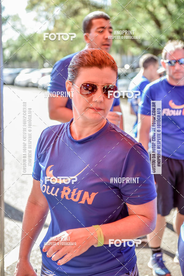 Buy your photos of the eventFLOW RUN on Fotop