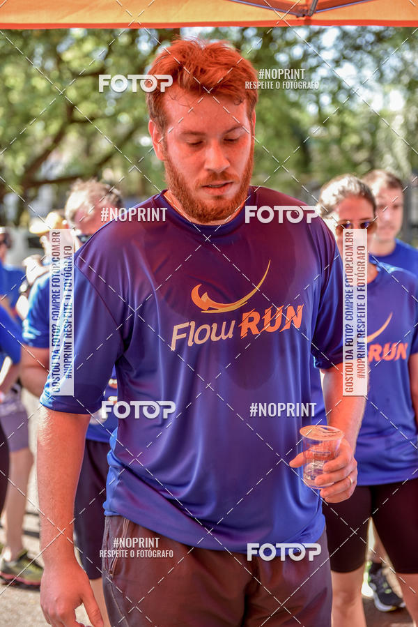 Buy your photos of the eventFLOW RUN on Fotop