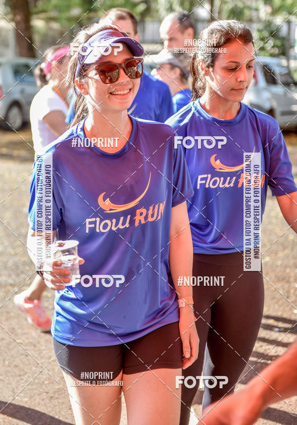Buy your photos of the eventFLOW RUN on Fotop