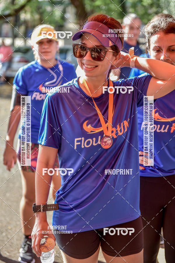 Buy your photos of the eventFLOW RUN on Fotop