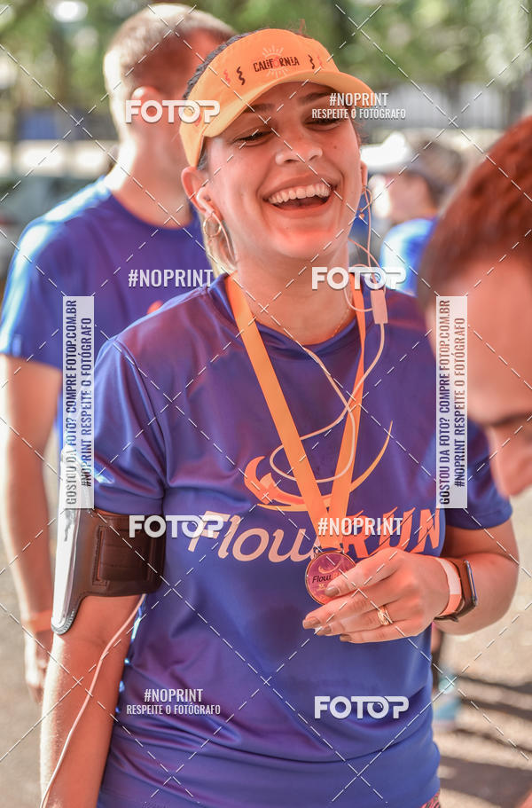 Buy your photos of the eventFLOW RUN on Fotop