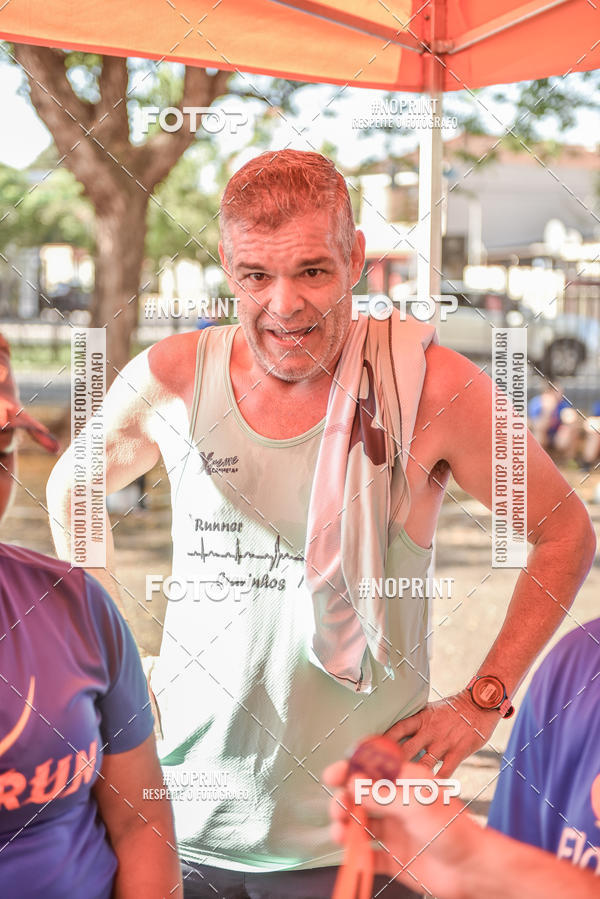 Buy your photos of the eventFLOW RUN on Fotop