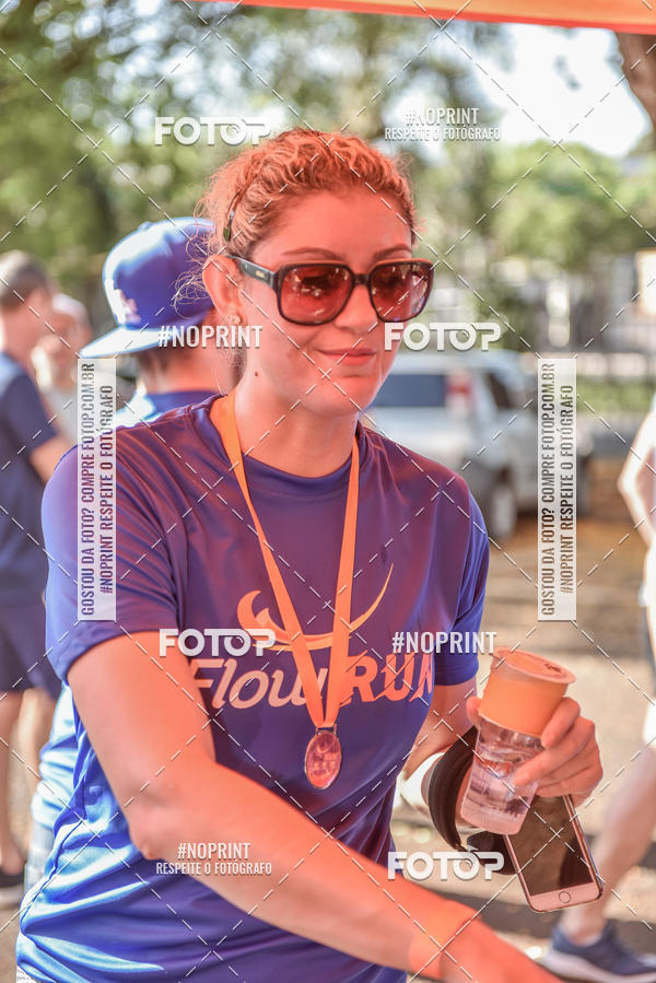 Buy your photos of the eventFLOW RUN on Fotop