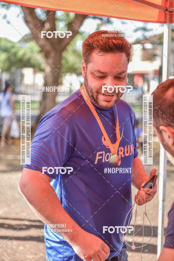 Buy your photos of the eventFLOW RUN on Fotop