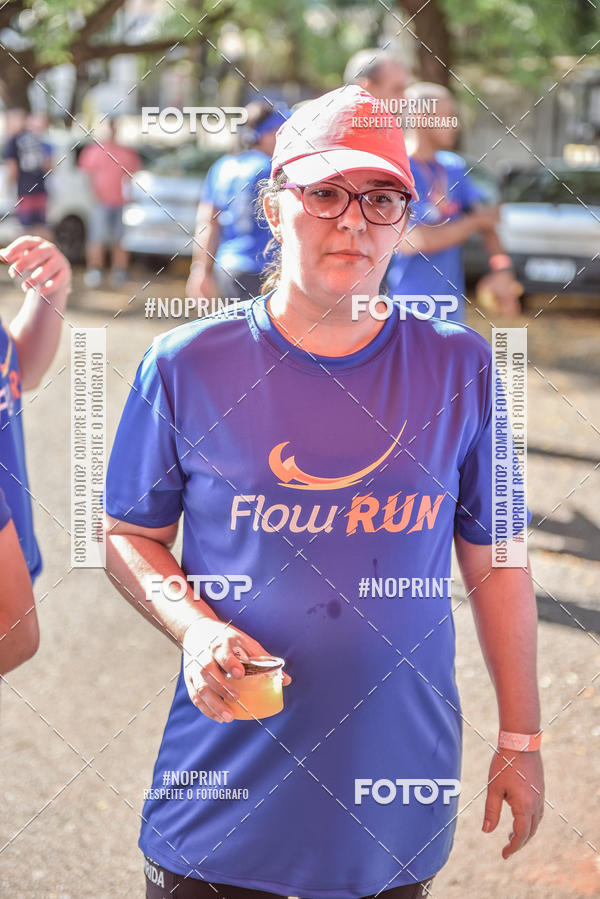 Buy your photos of the eventFLOW RUN on Fotop