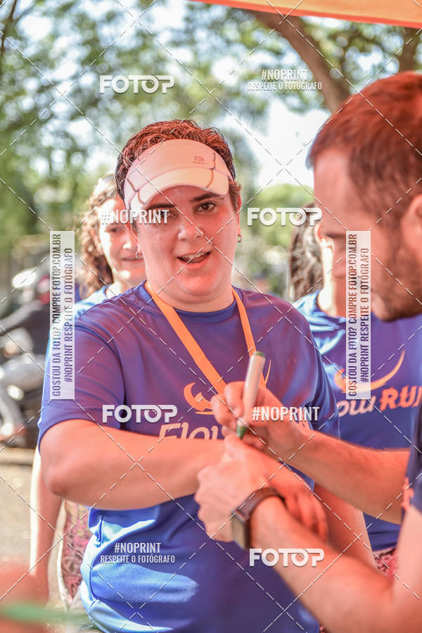 Buy your photos of the eventFLOW RUN on Fotop