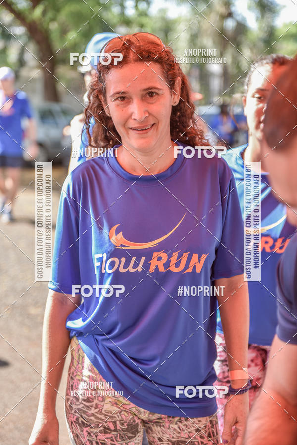 Buy your photos of the eventFLOW RUN on Fotop