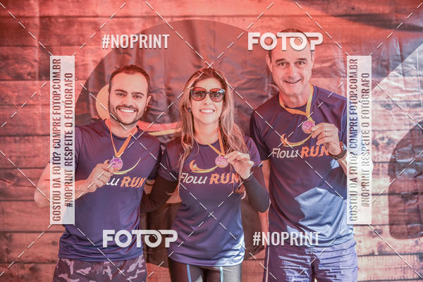 Buy your photos of the eventFLOW RUN on Fotop