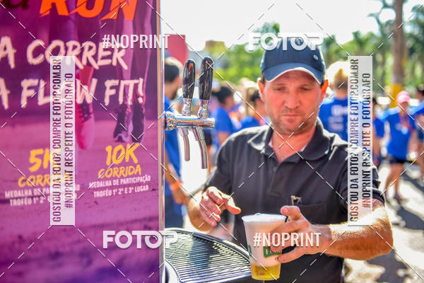 Buy your photos of the eventFLOW RUN on Fotop