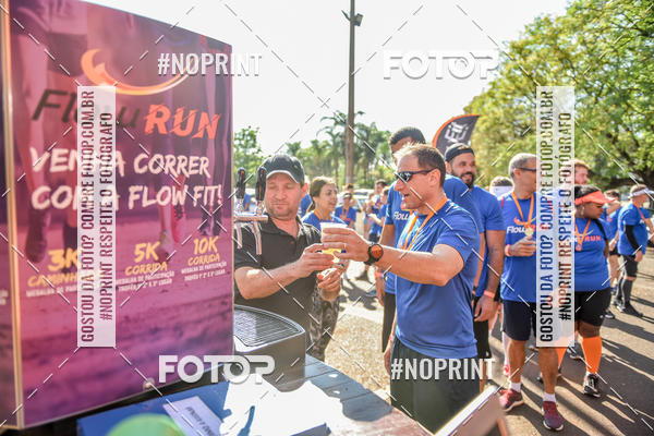 Buy your photos of the eventFLOW RUN on Fotop
