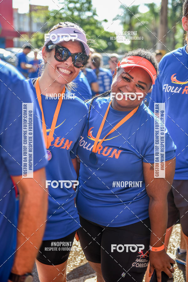 Buy your photos of the eventFLOW RUN on Fotop