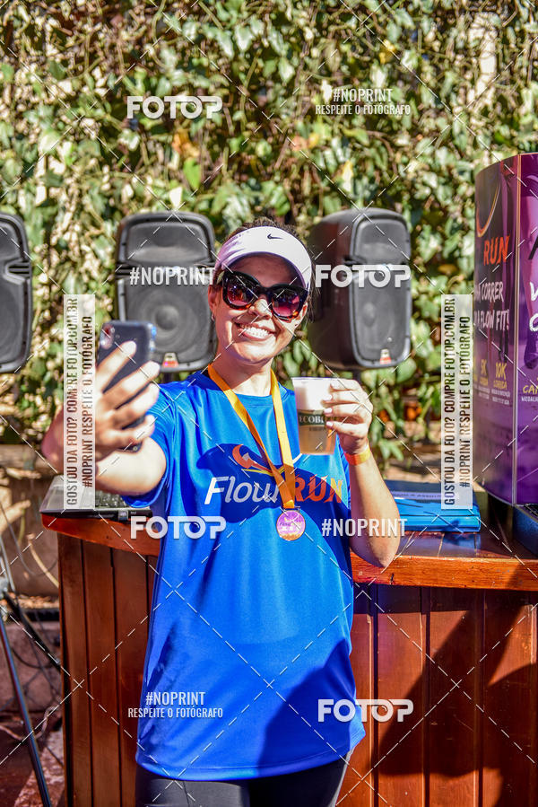 Buy your photos of the eventFLOW RUN on Fotop