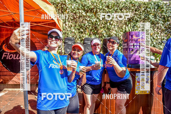 Buy your photos of the eventFLOW RUN on Fotop