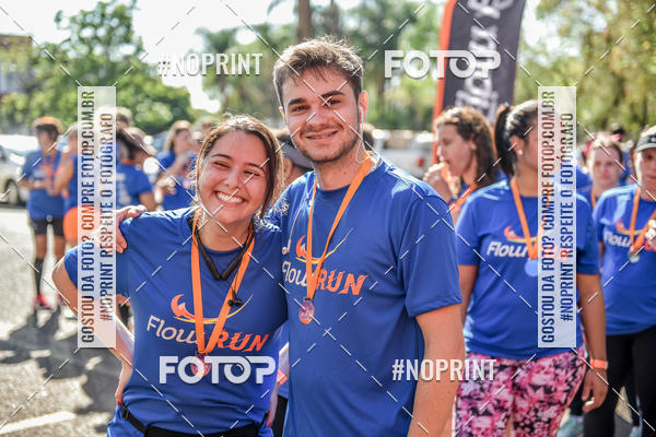Buy your photos of the eventFLOW RUN on Fotop