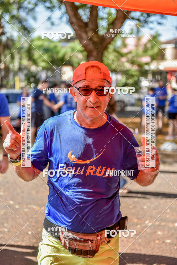 Buy your photos of the eventFLOW RUN on Fotop